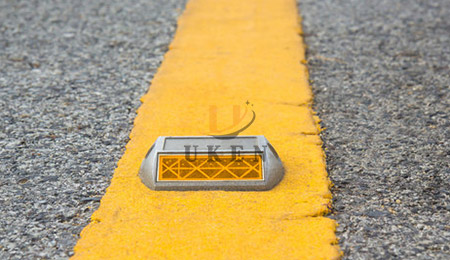 reflective road studs