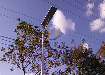 solar street light