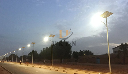 solar street light